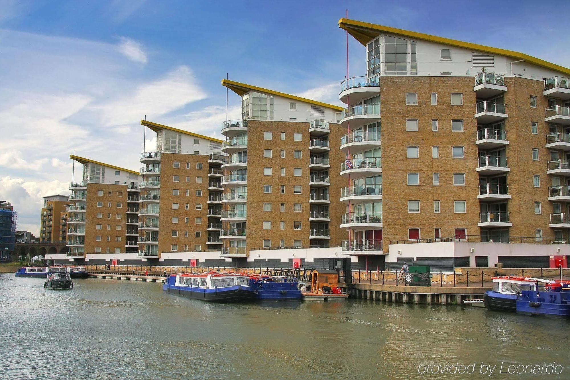 Holiday Inn Express London Limehouse, An Ihg Hotel Exterior foto